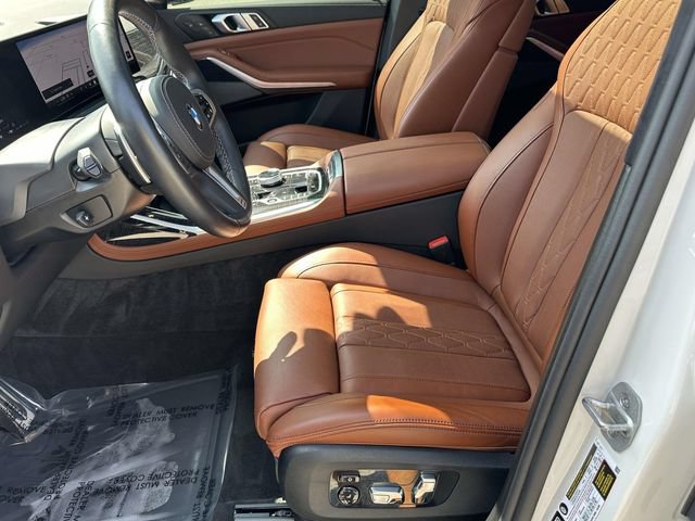 Certified 2025 BMW X7 M60i AWD/4WD image 28
