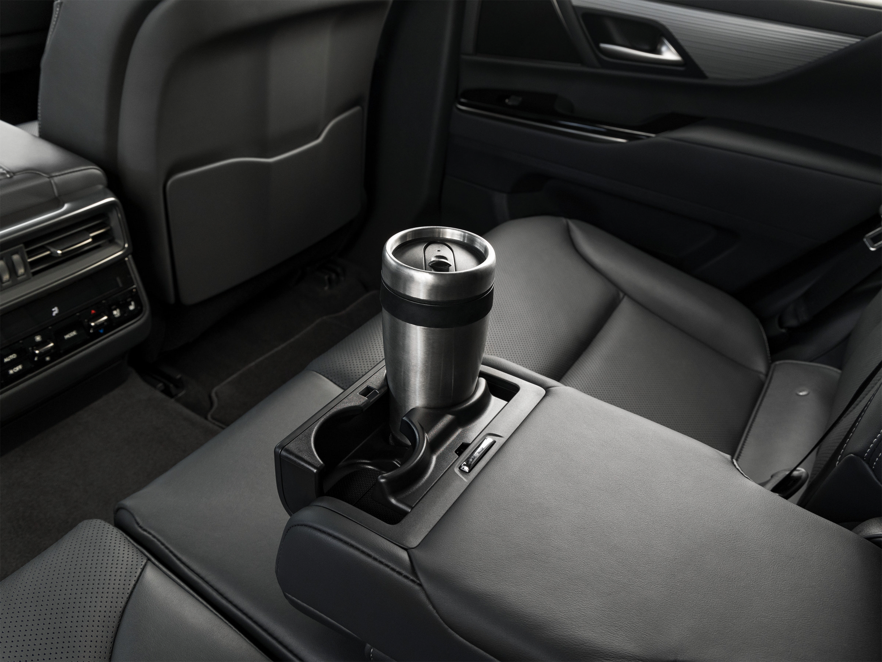 Certified 2024 Lexus LX 600 4WD w/ Luxury Package image 44
