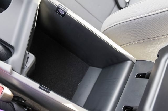 New 2026 Hyundai Elantra Sport FWD image 14
