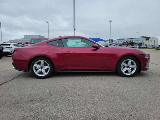 Used 2026 Ford Mustang Coupe RWD image 6