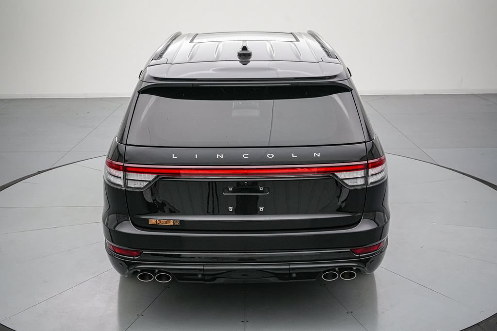 Used 2025 Lincoln Aviator Reserve w/ Jet Appearance Package AWD/4WD image 5