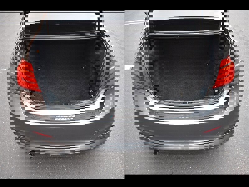 Used 2016 BMW 320i Sedan w/ Sport Package image 25