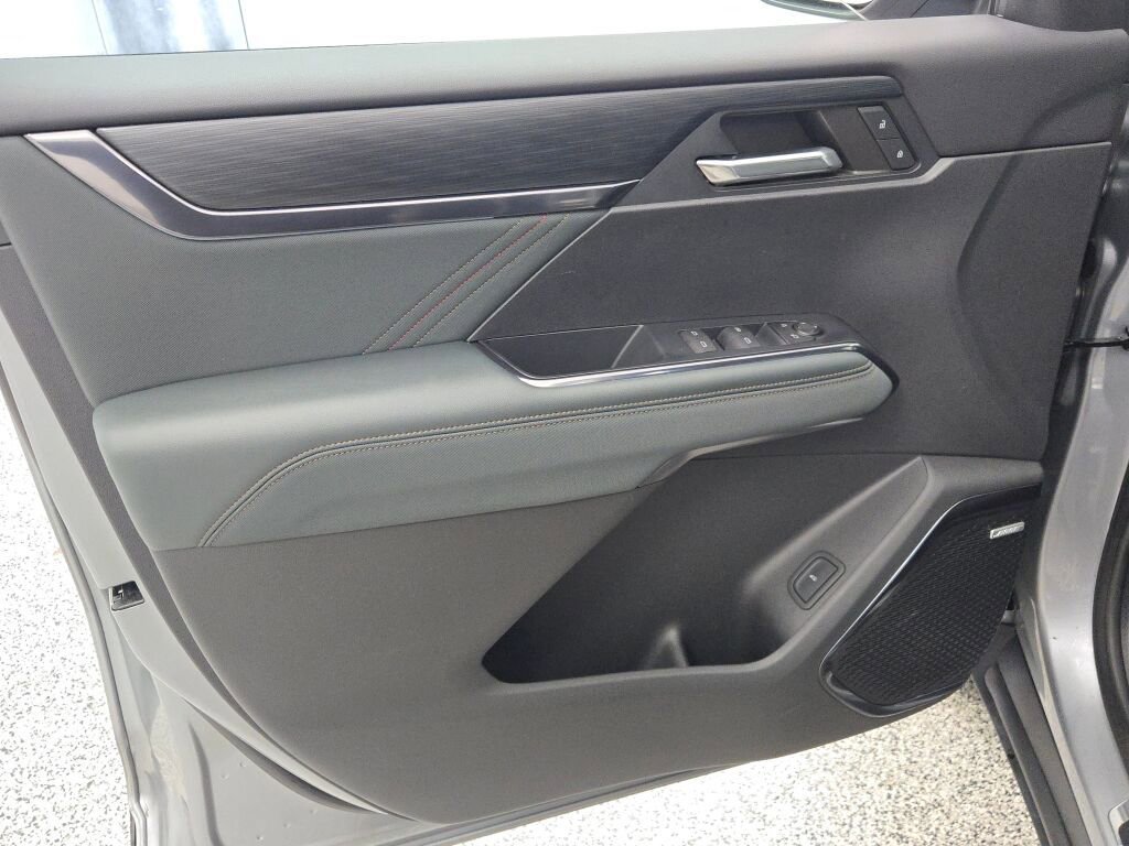 Used 2024 GMC Acadia AT4 w/ LPO, Floor Liner Package image 23