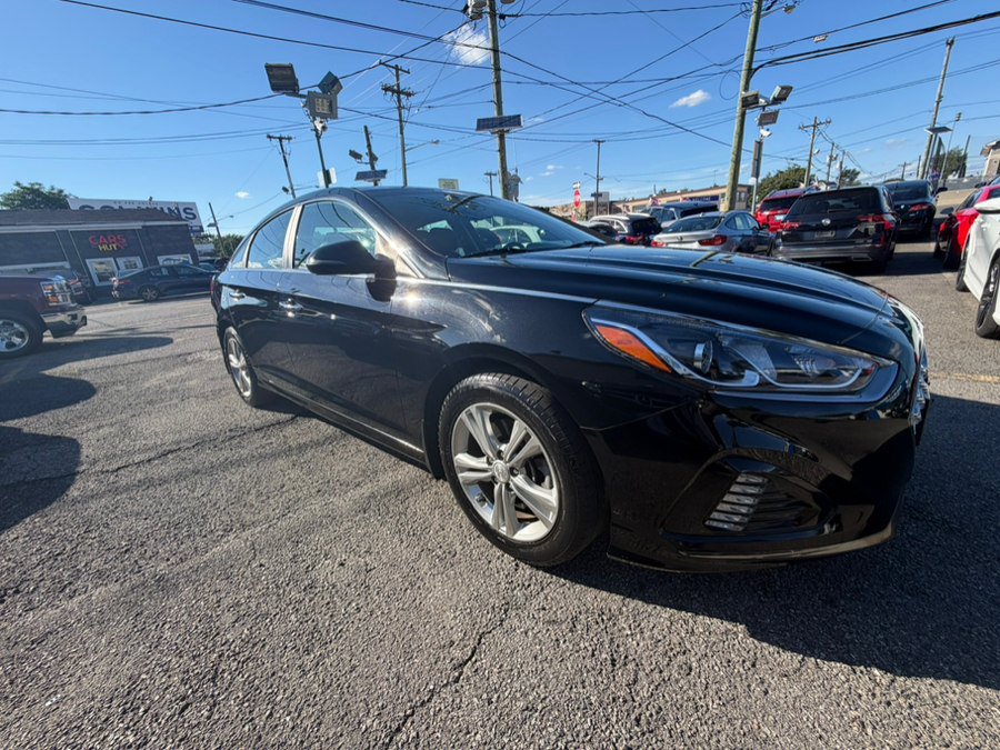 Used 2019 Hyundai Sonata SEL w/ Tech Package 02 FWD image 2