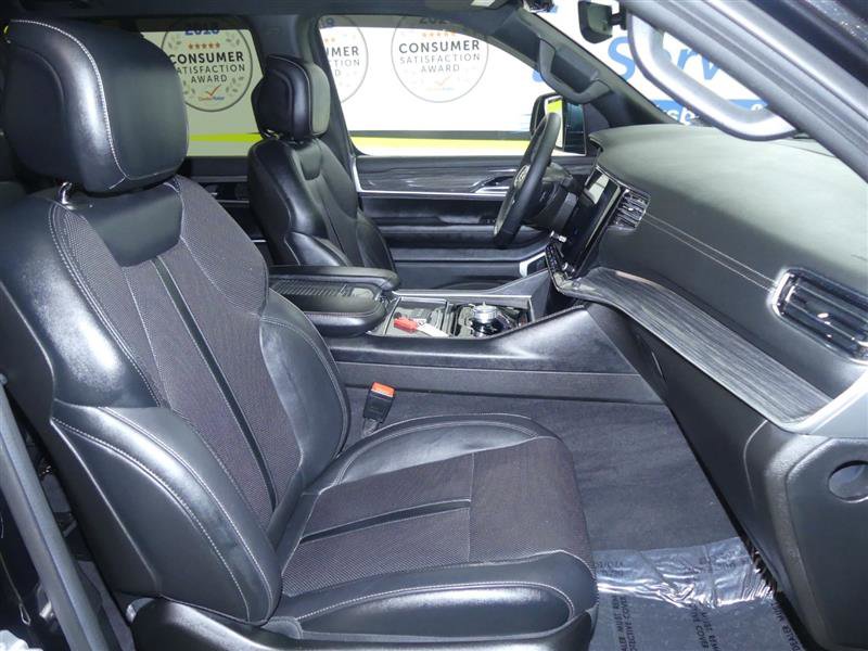 Used 2022 Jeep Wagoneer Series II image 8