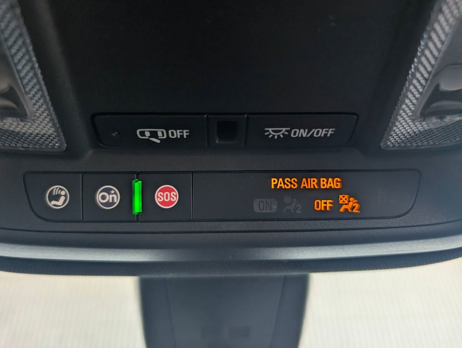 Used 2023 Chevrolet Traverse LT w/ LPO, Floor Liner Package image 17