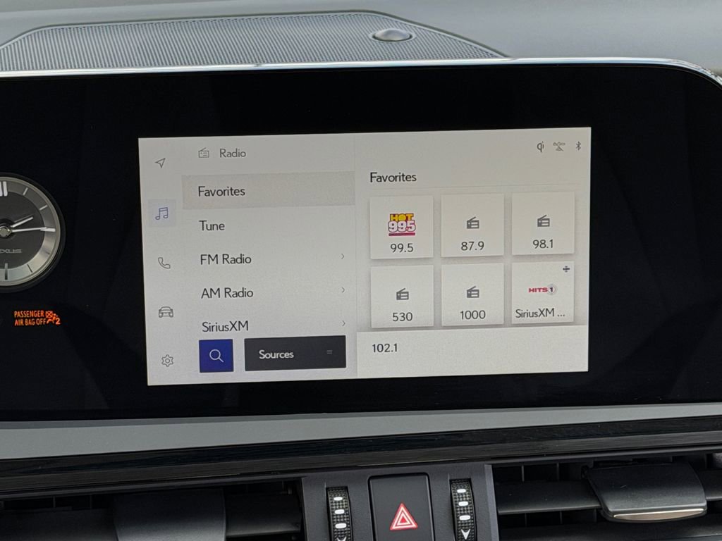 Certified 2025 Lexus ES 350 w/ Premium Package image 19