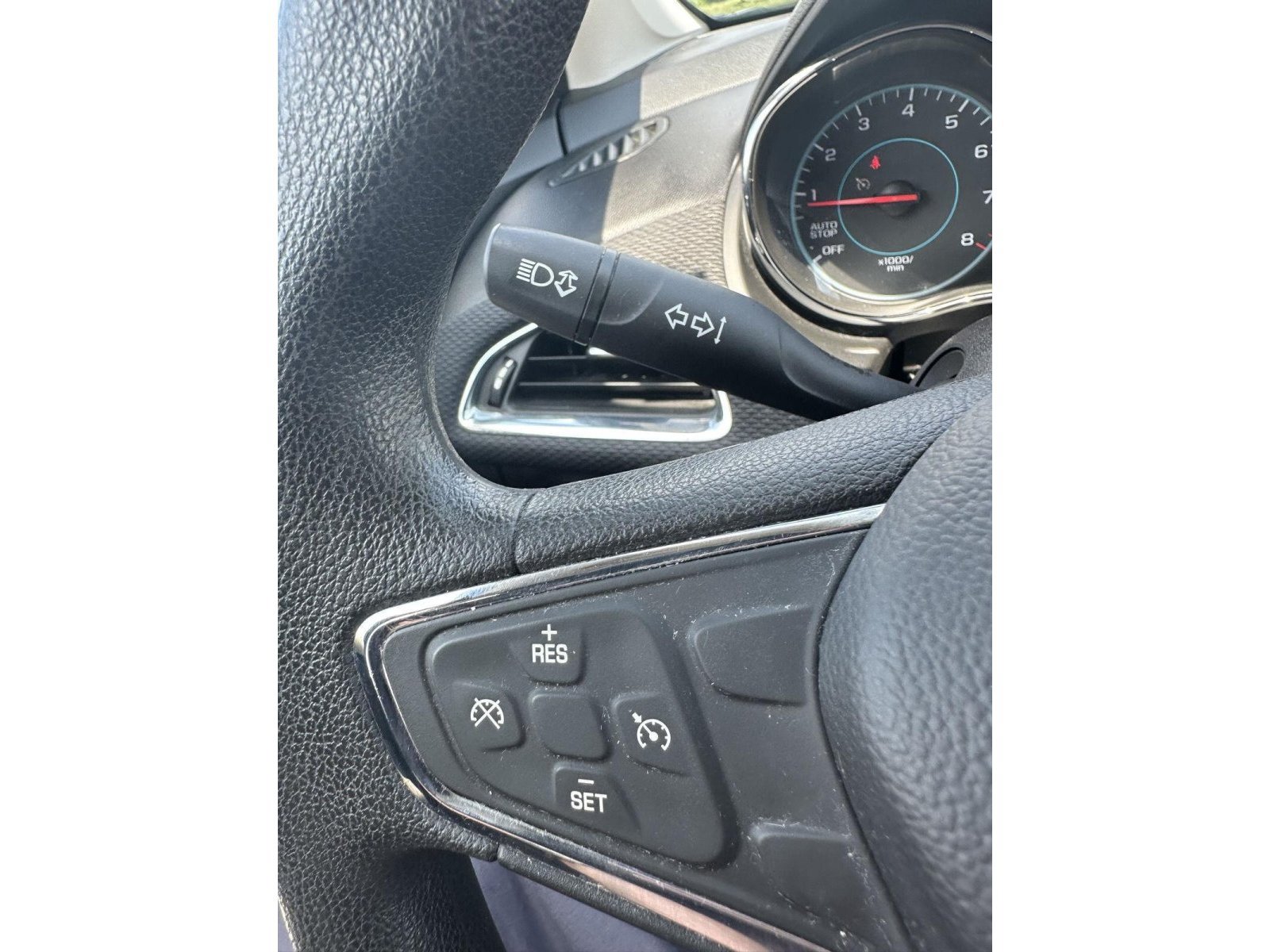 Used 2016 Chevrolet Cruze LT FWD image 24