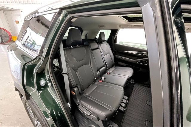 Certified 2026 INFINITI QX60 Luxe w/ Cargo Package AWD/4WD image 20