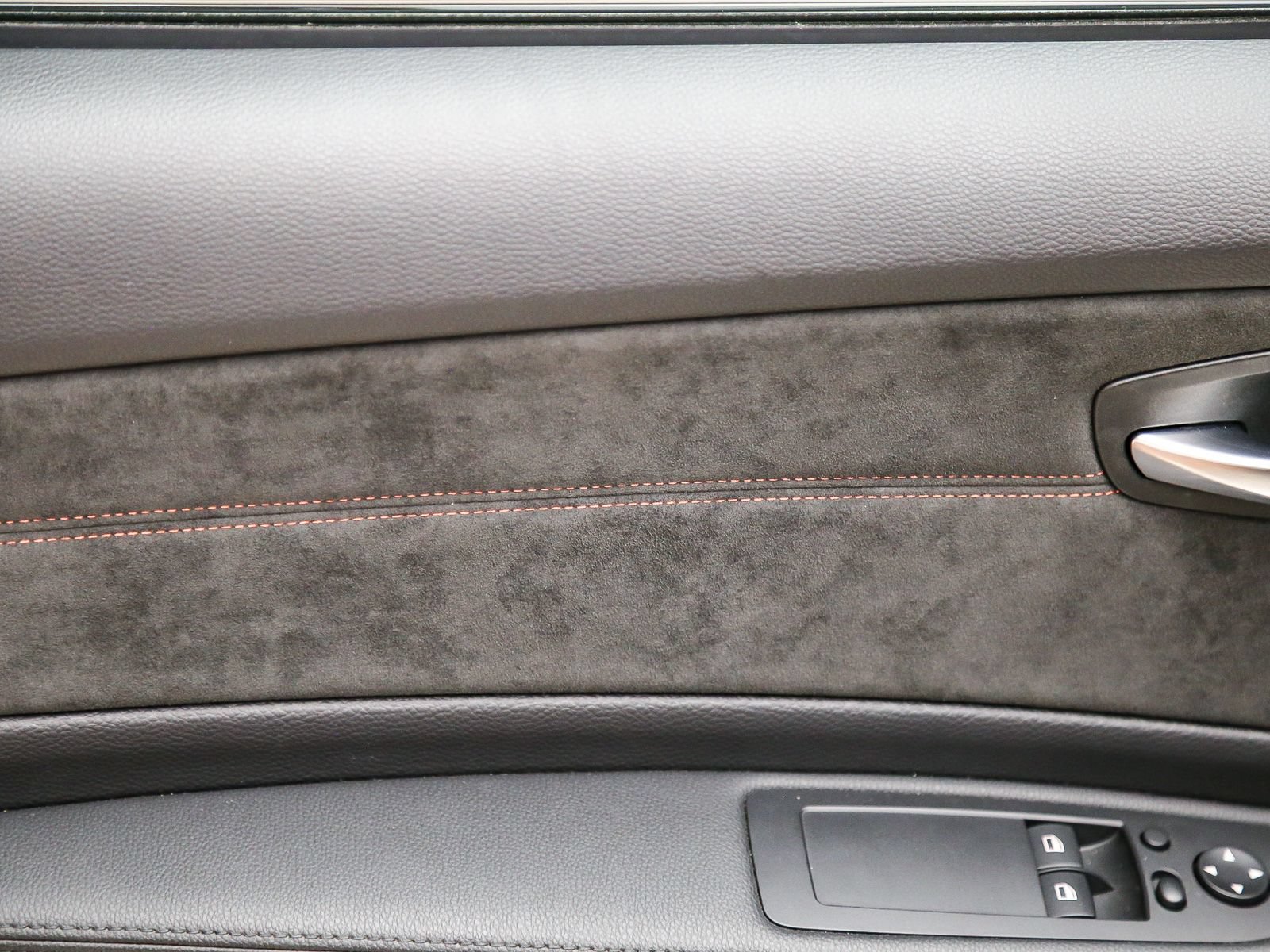 Used 2011 BMW 1 Series M RWD image 45