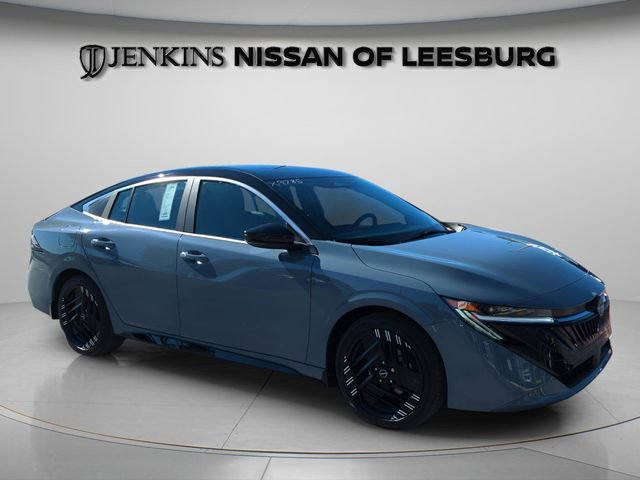 New 2026 Nissan Sentra SR w/ Floor Mat Package