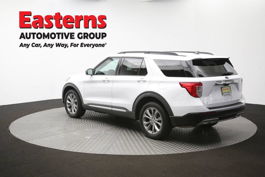 Used 2022 Ford Explorer XLT w/ Equipment Group 202A AWD/4WD image 67