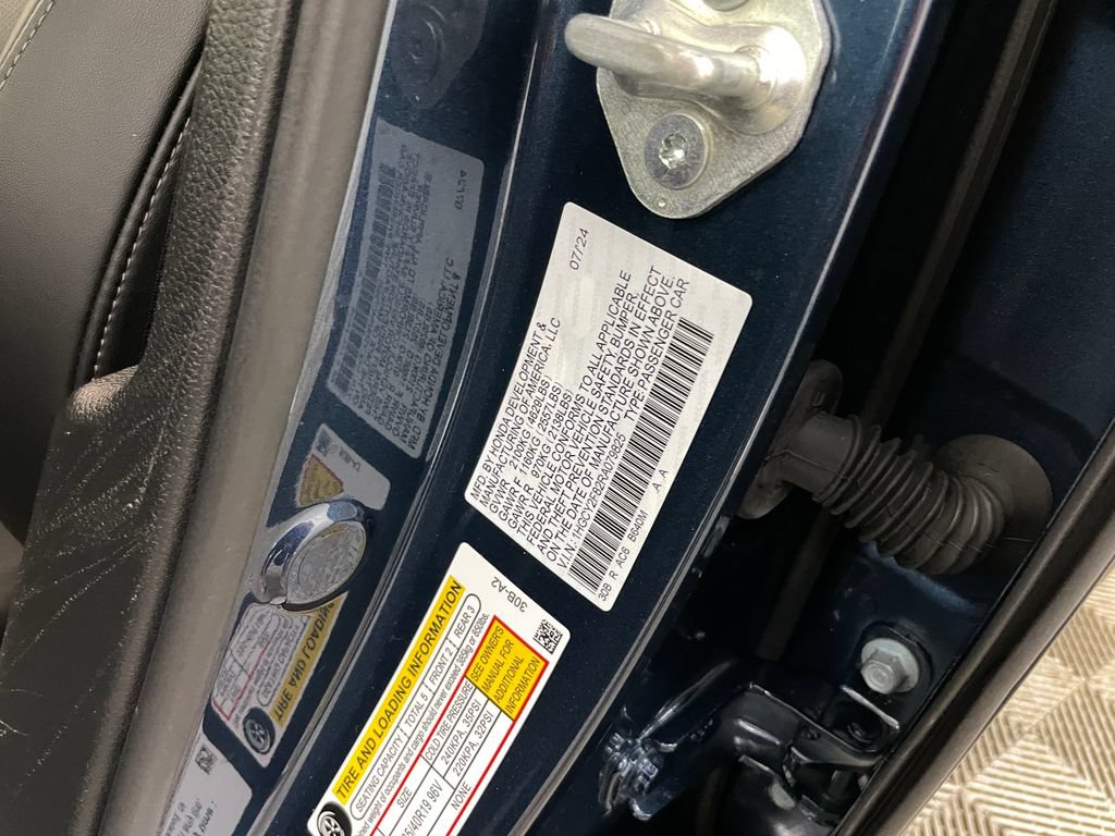 Used 2024 Honda Accord Touring image 31