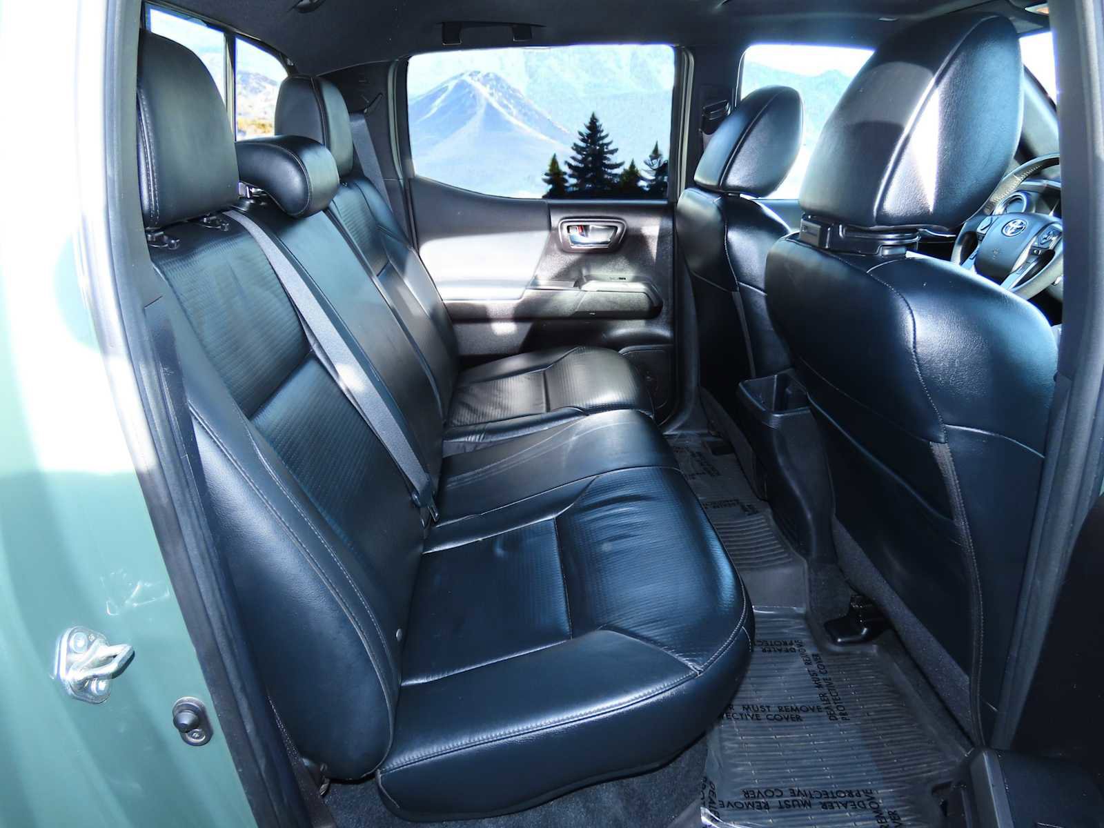 Used 2021 Toyota Tacoma TRD Off-Road image 24