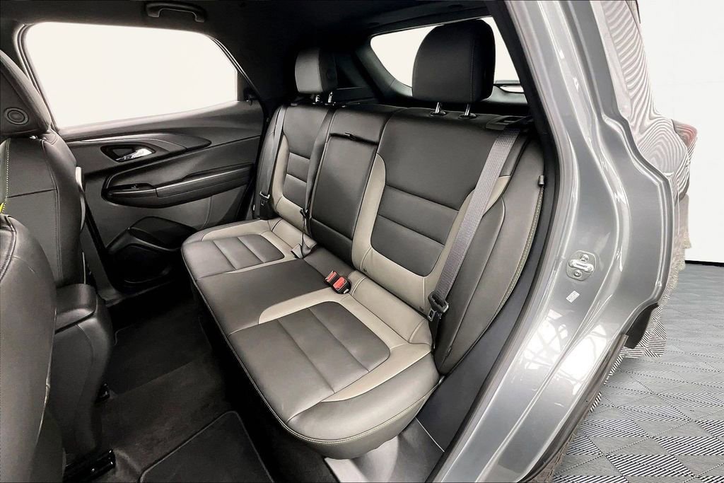 Used 2024 Chevrolet TrailBlazer ACTIV image 26