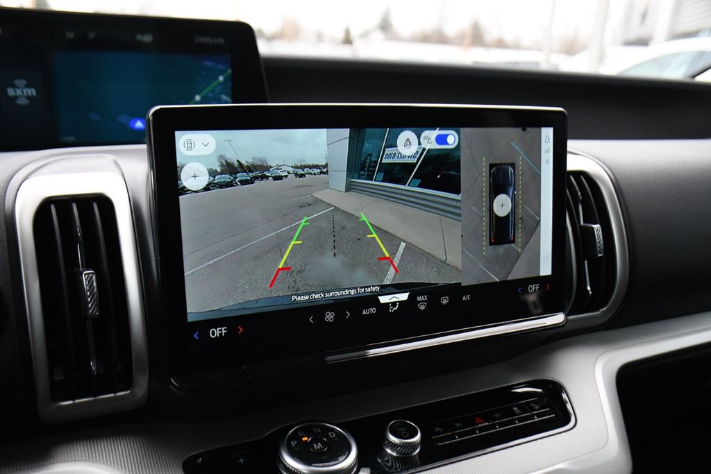 Used 2025 Ford Expedition Active image 30