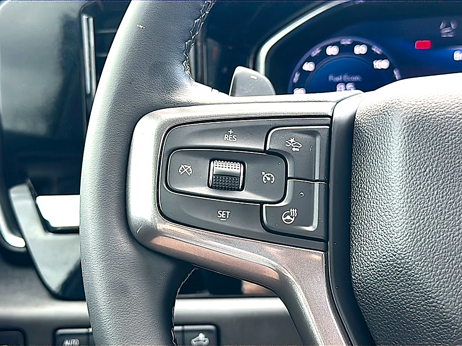 Used 2024 Chevrolet Silverado 1500 High Country w/ High Country Premium Package image 30