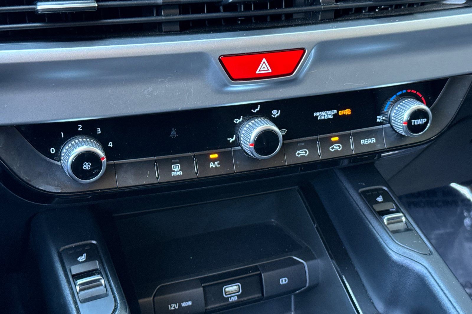 Used 2020 Kia Telluride S AWD/4WD image 21