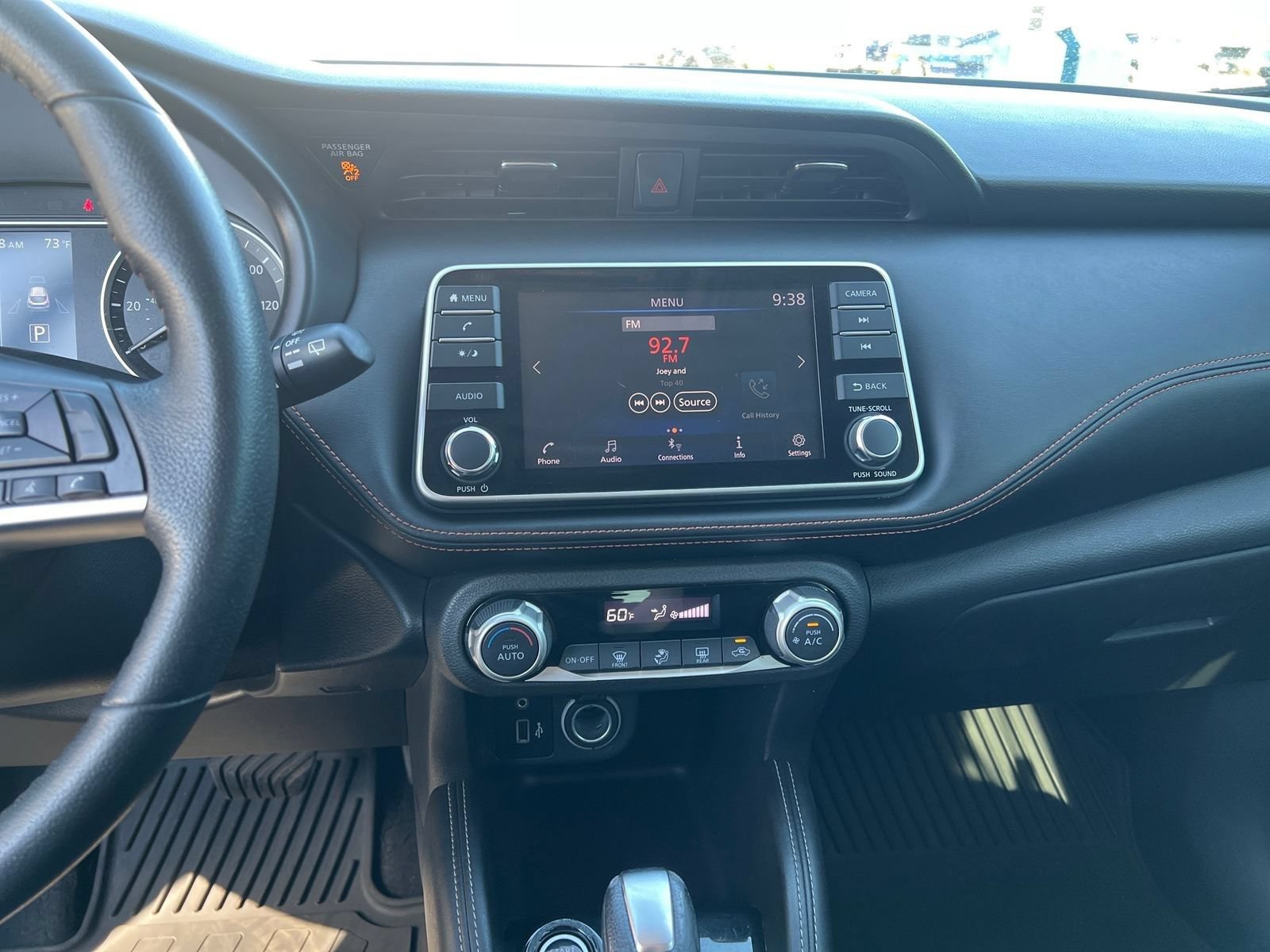 Used 2019 Nissan Kicks SR w/ Interior Electronics Package FWD image 13