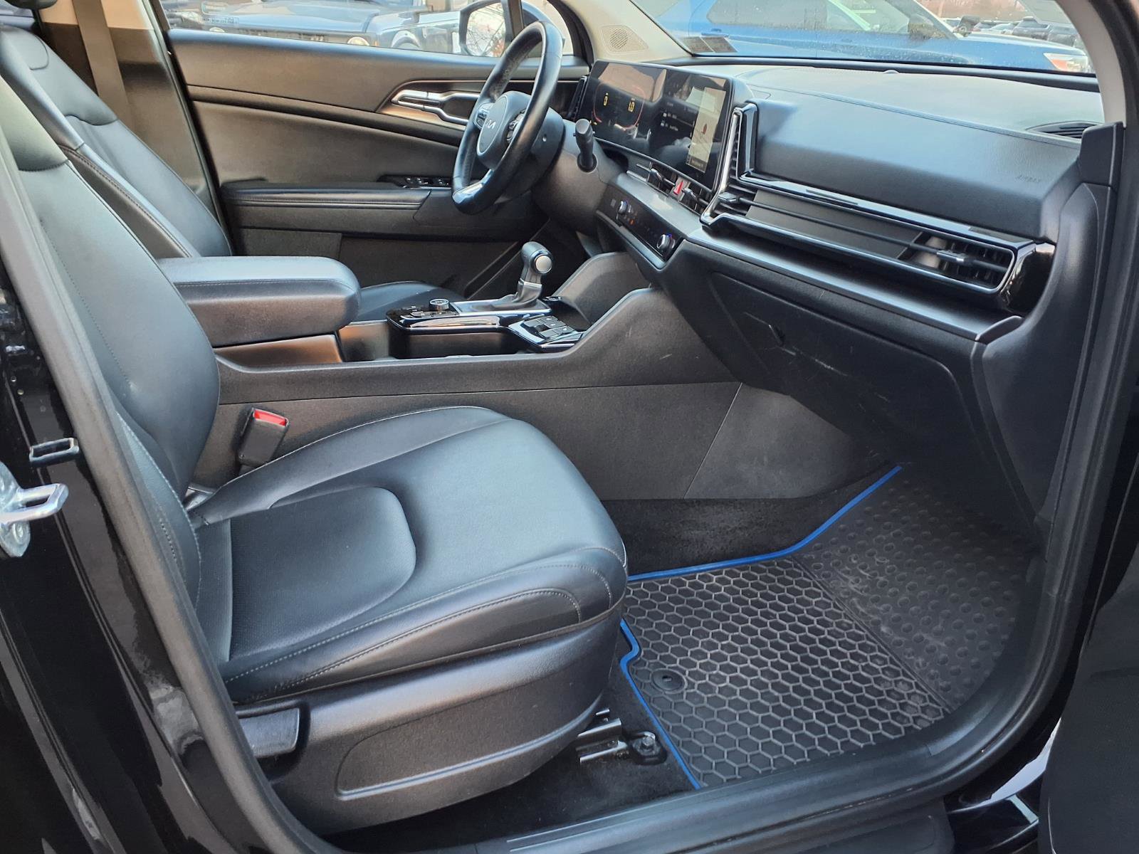 Used 2023 Kia Sportage EX AWD/4WD image 10