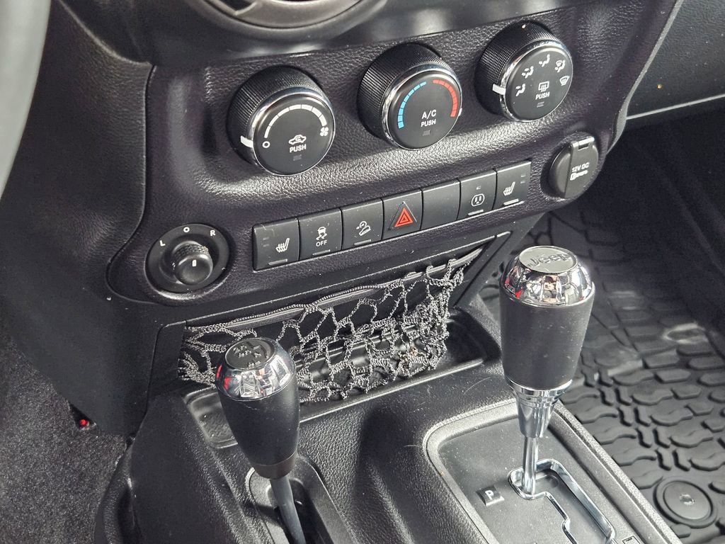 Used 2016 Jeep Wrangler Unlimited Sport image 20