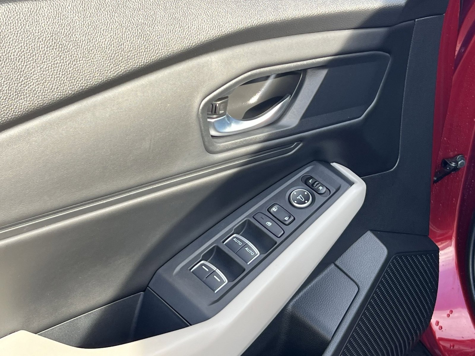 Used 2023 Honda Accord EX image 14