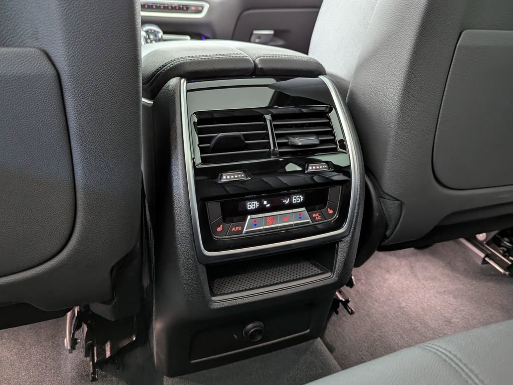 Used 2021 BMW X5 xDrive40i w/ Premium Package image 48