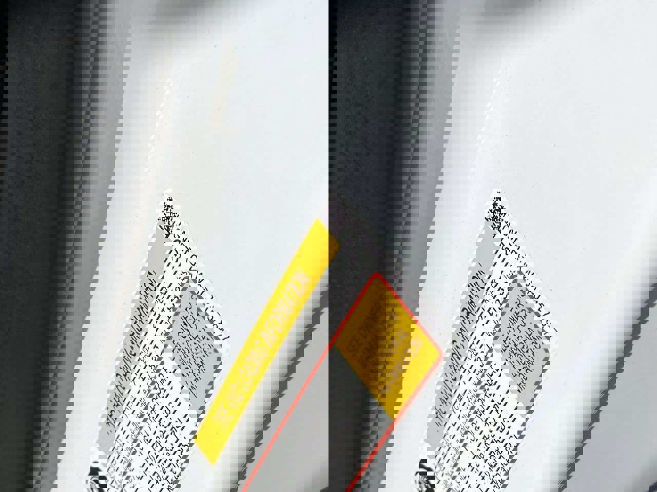 Used 2023 Chevrolet Traverse LT image 9