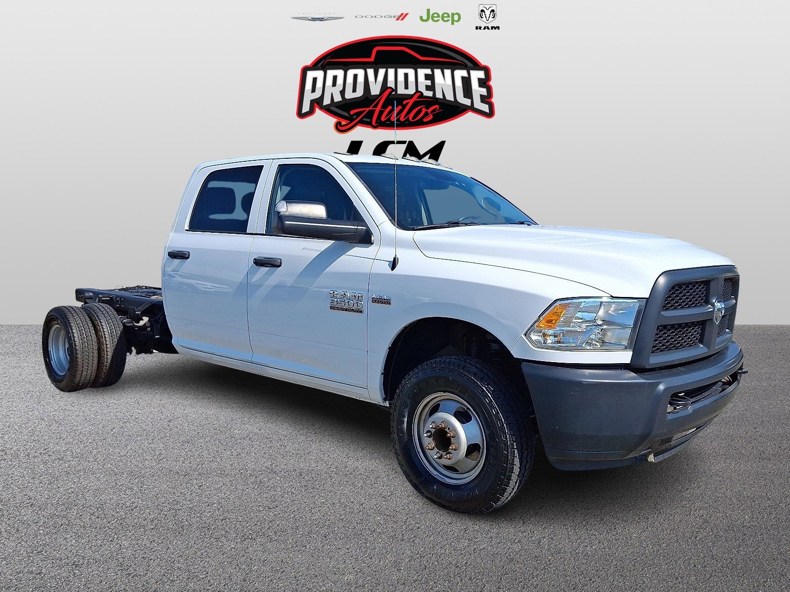 Used 2018 RAM 3500 Tradesman image 1