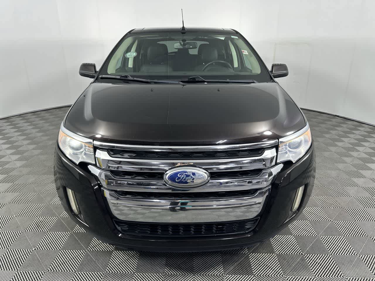 Used 2013 Ford Edge SEL FWD image 3