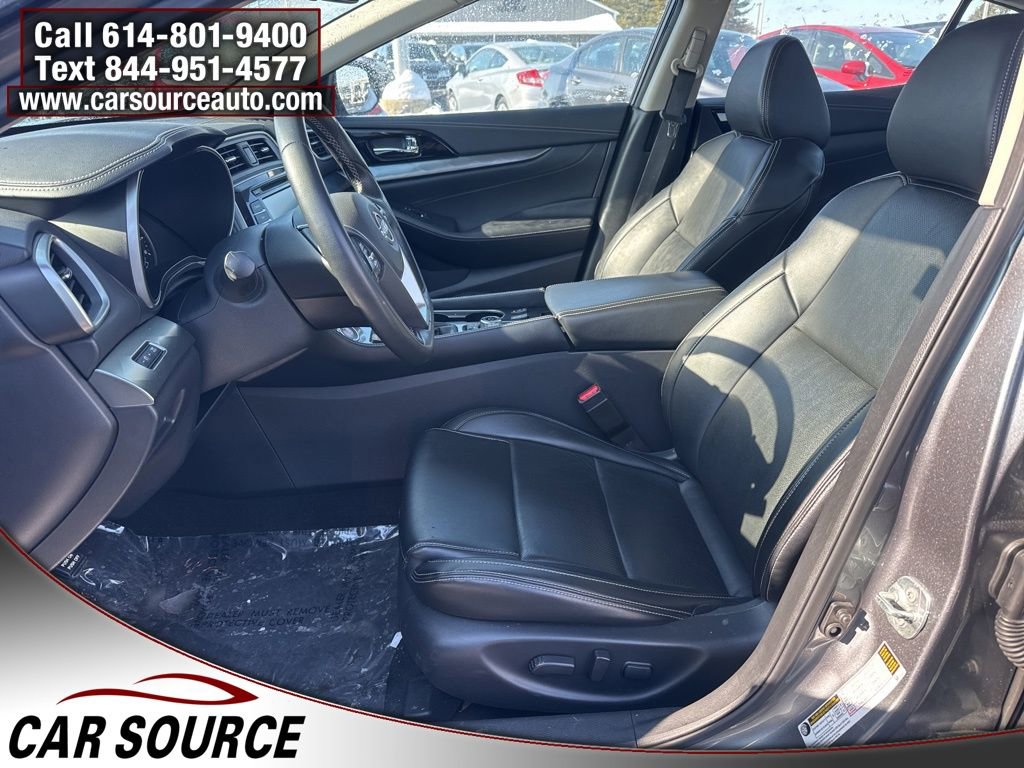 Used 2023 Nissan Maxima SL image 12