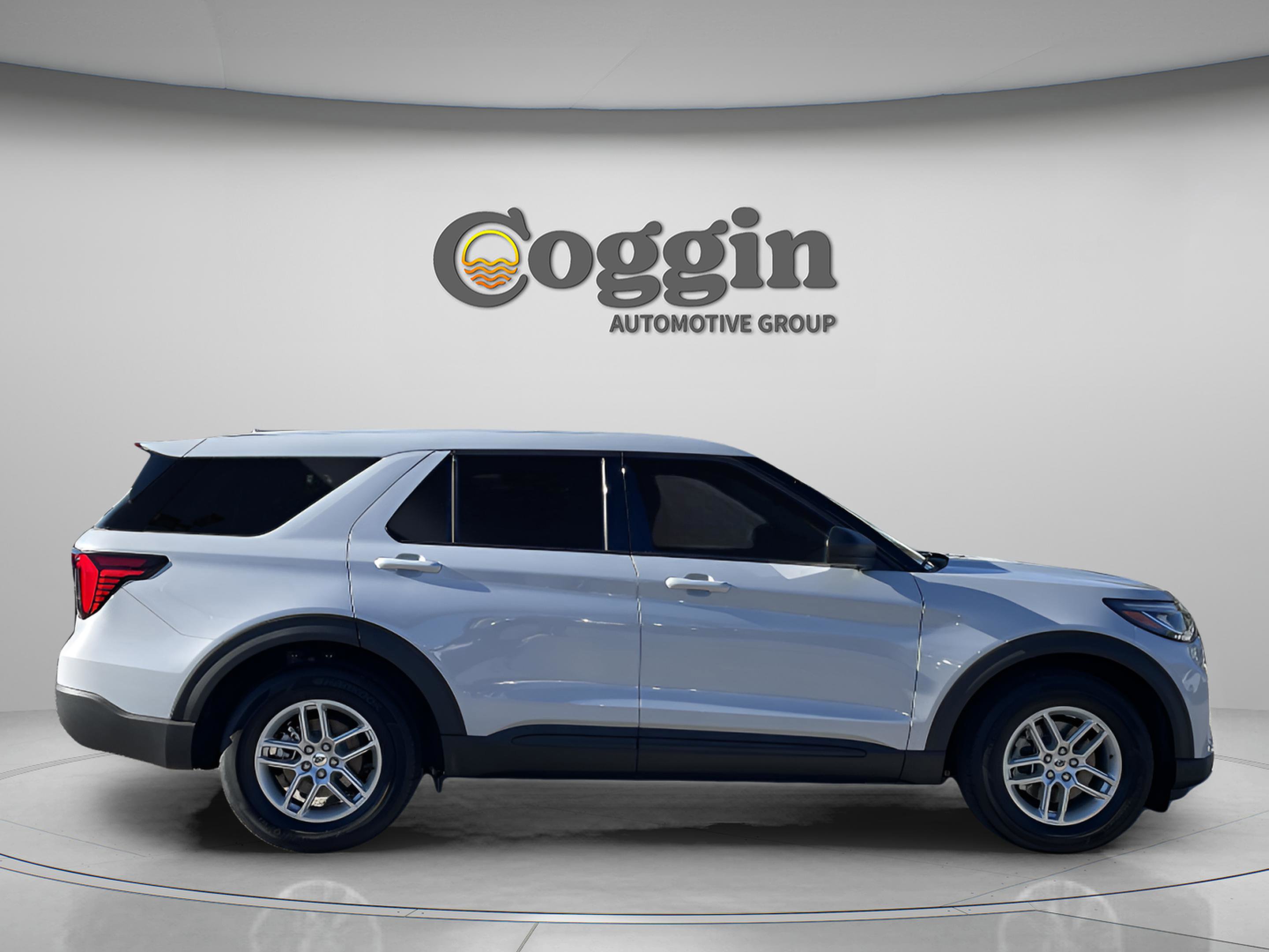 New 2026 Ford Explorer Active image 8