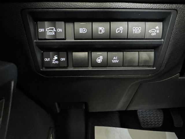 Used 2026 Toyota Sequoia Capstone AWD/4WD image 21