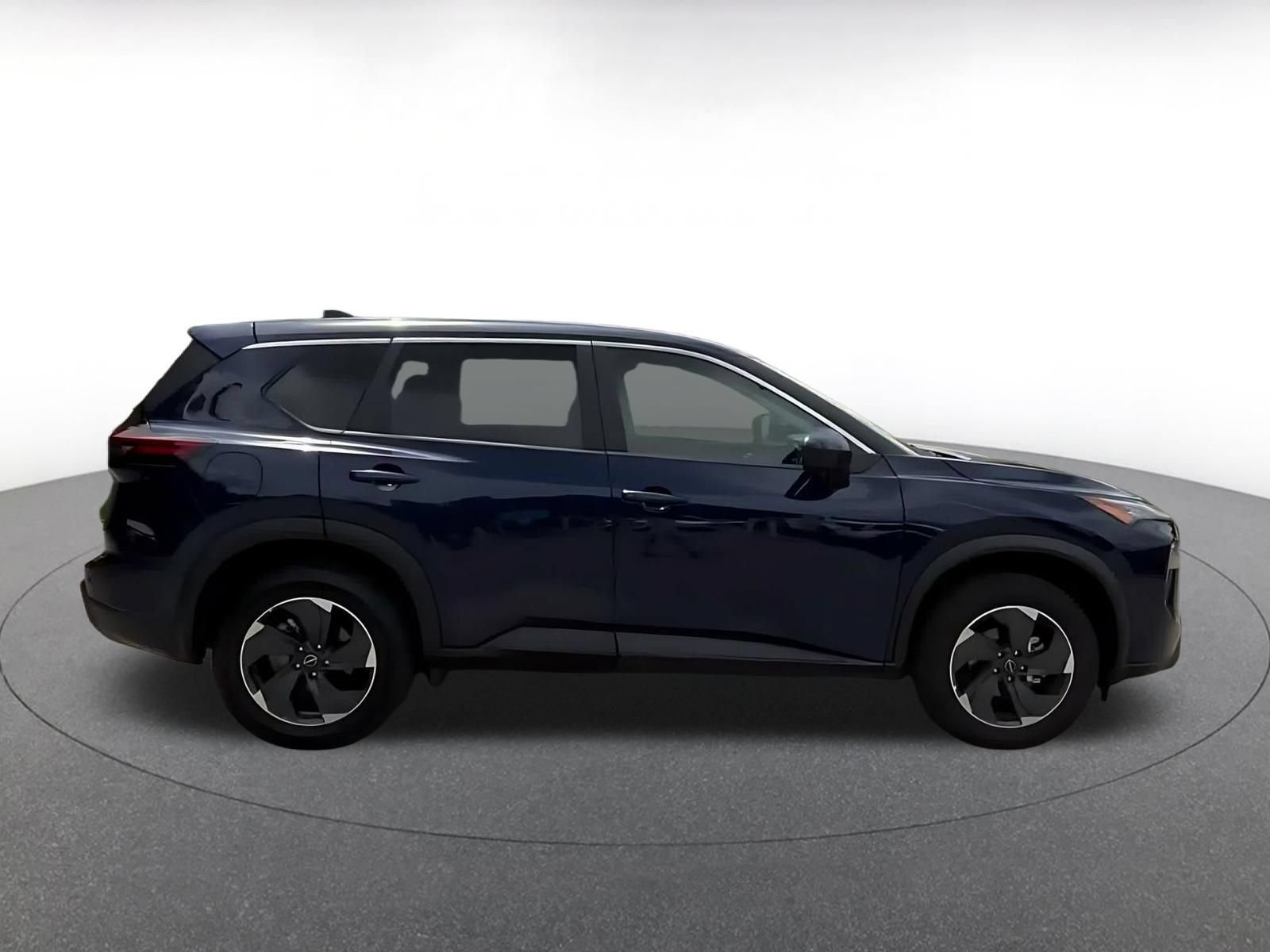 Used 2025 Nissan Rogue SV FWD image 15