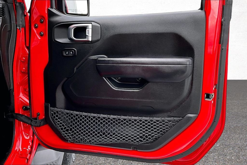 Used 2018 Jeep Wrangler Sport AWD/4WD image 29