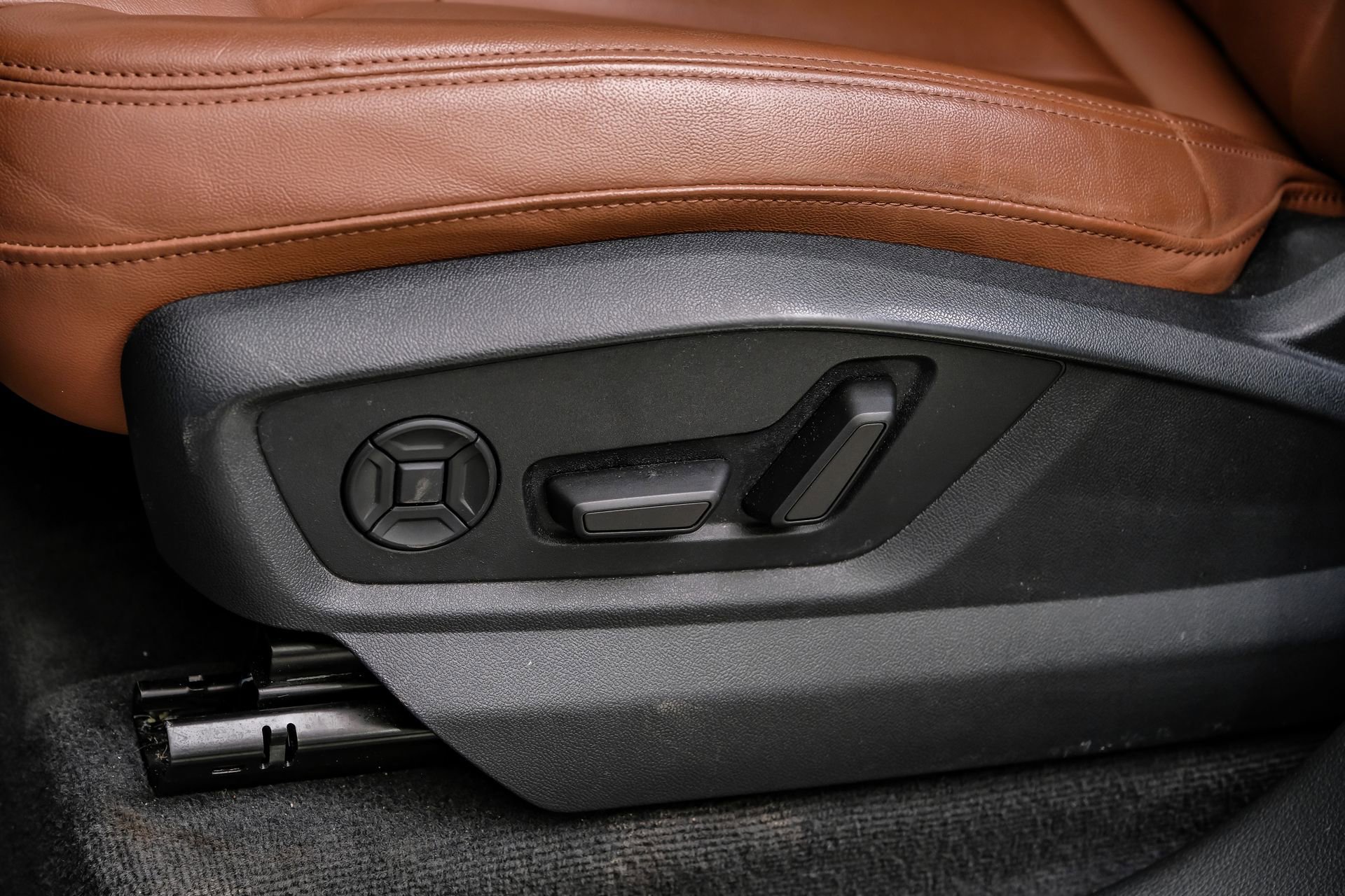 Used 2023 Audi Q7 3.0T Premium w/ Convenience Package image 35