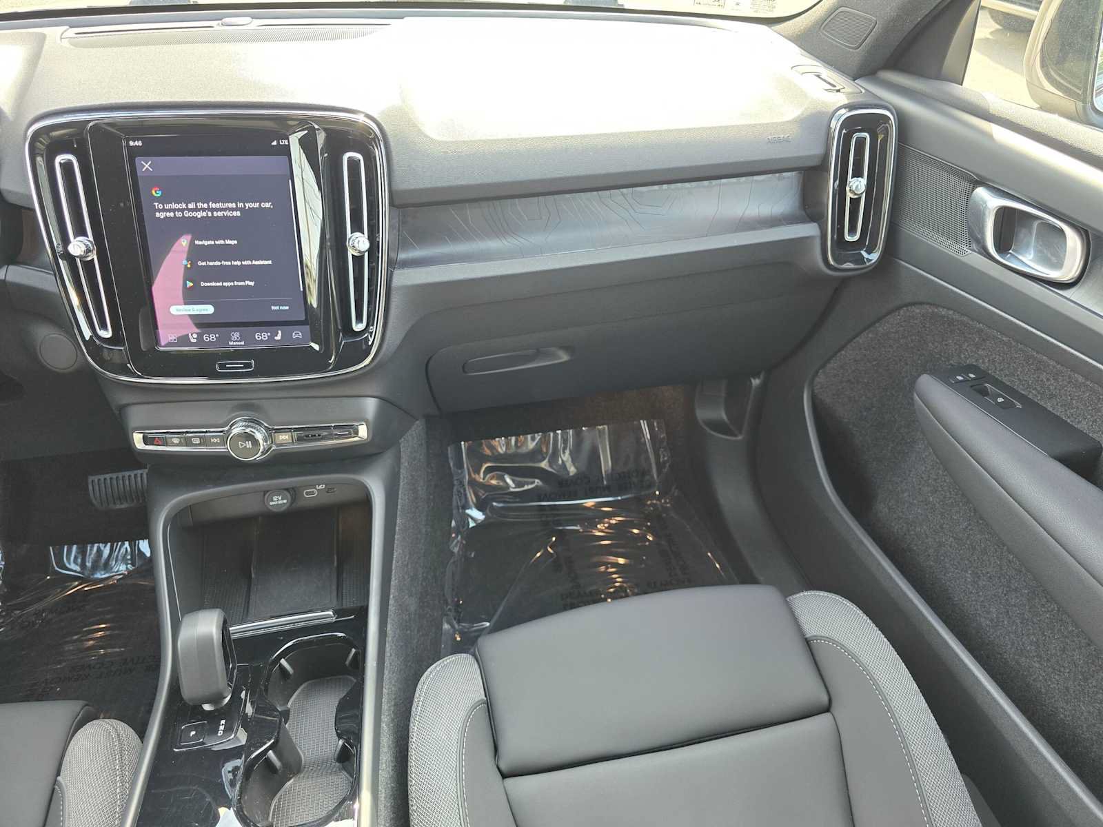 Certified 2023 Volvo XC40 Recharge Core w/ Protection Package Premier AWD/4WD image 20