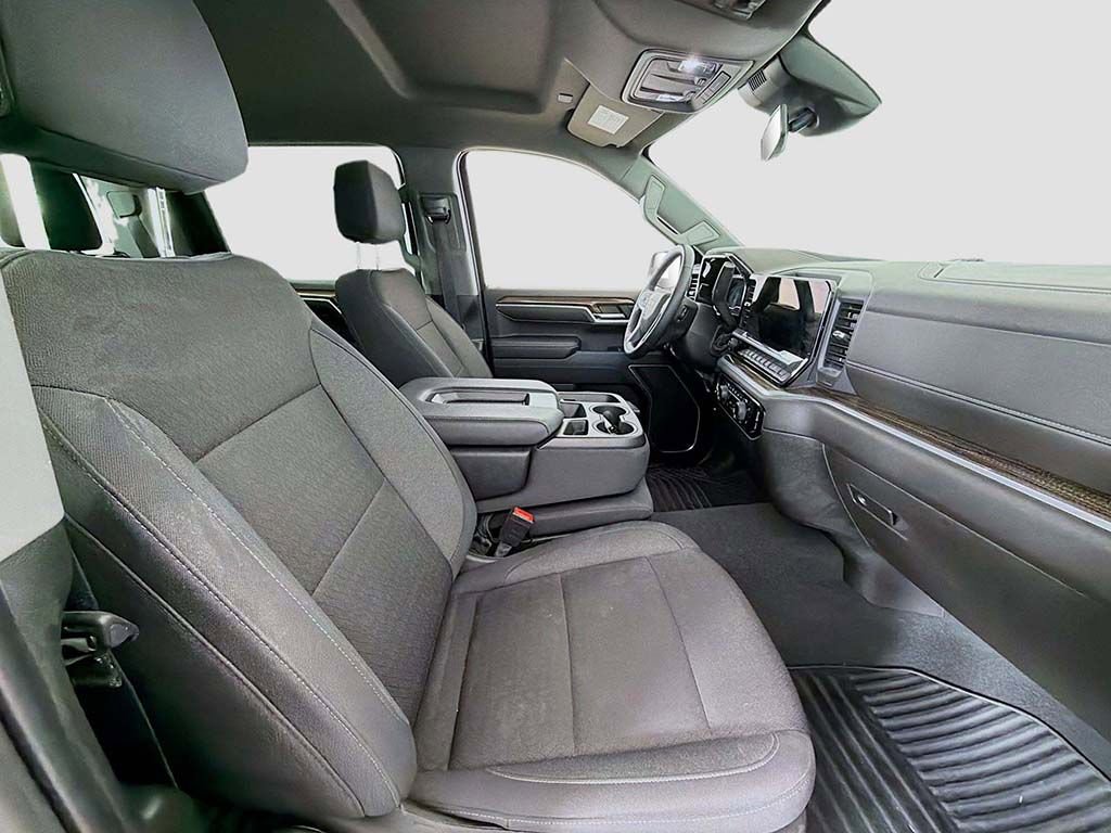 Used 2024 Chevrolet Silverado 1500 LT image 19
