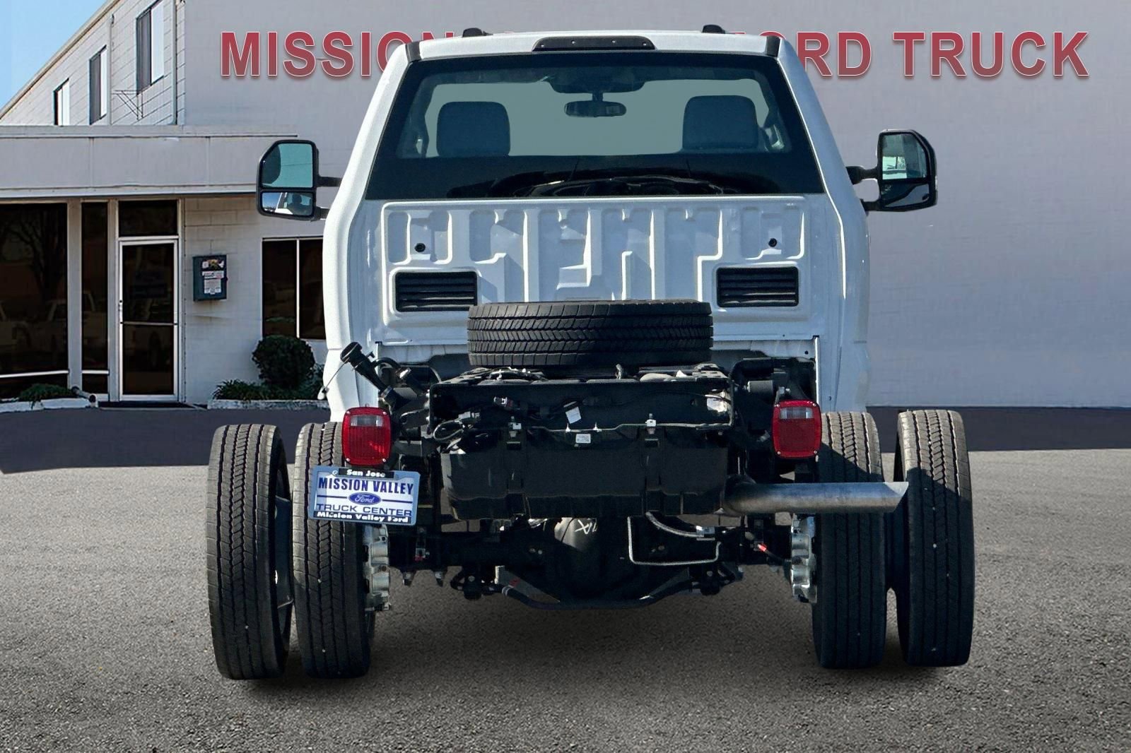 New 2026 Ford F450 XL w/ XL Chrome Package image 5