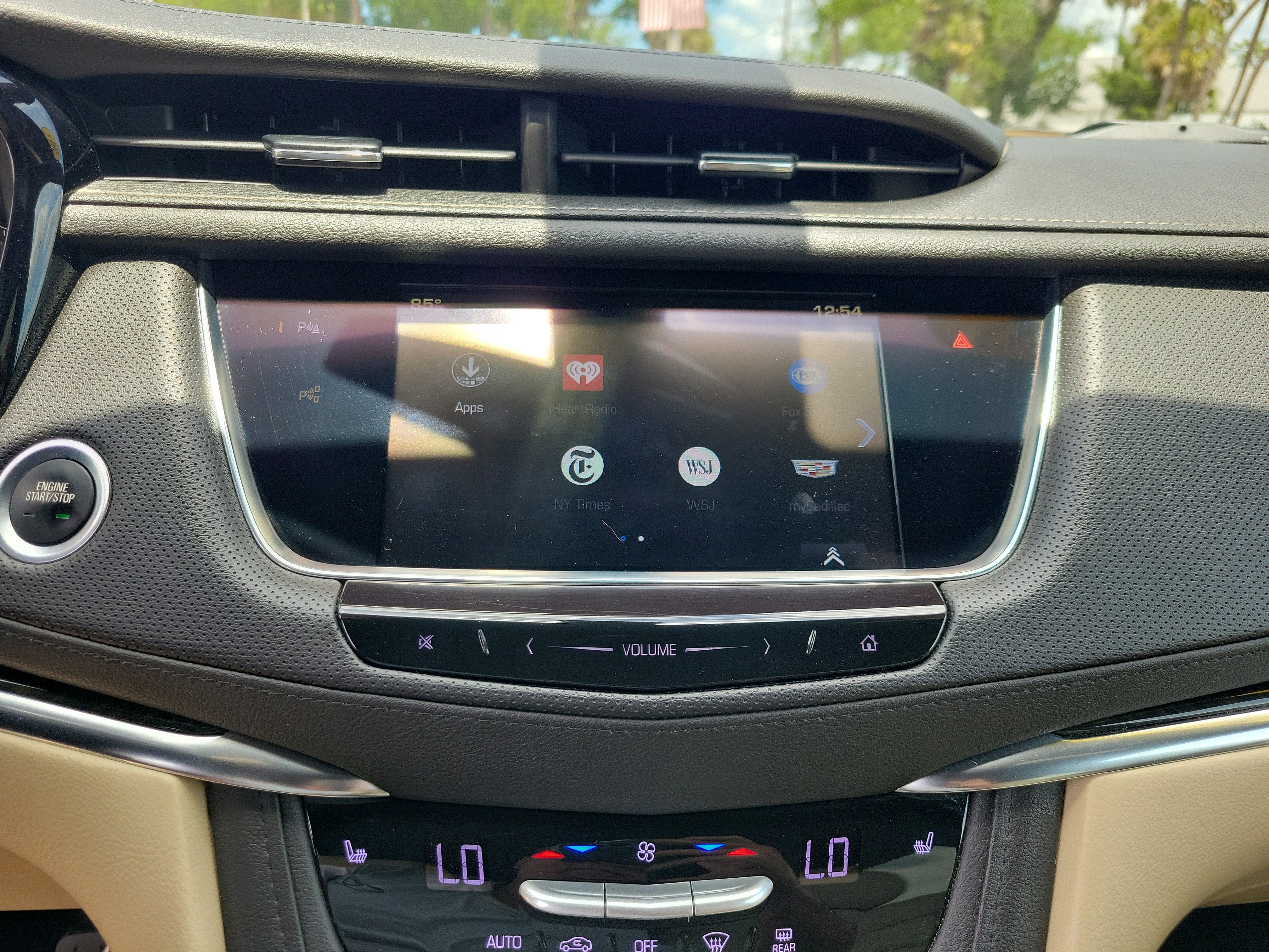 Used 2018 Cadillac XT5 AWD image 23