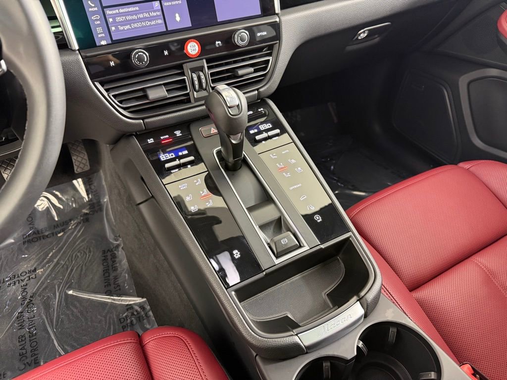 Certified 2026 Porsche Macan Turbo image 25