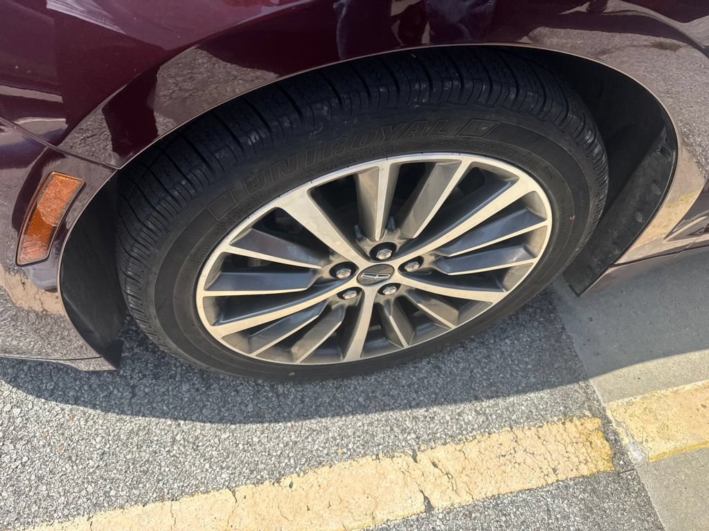 Used 2018 Lincoln MKZ Select w/ Select Plus Package FWD image 6