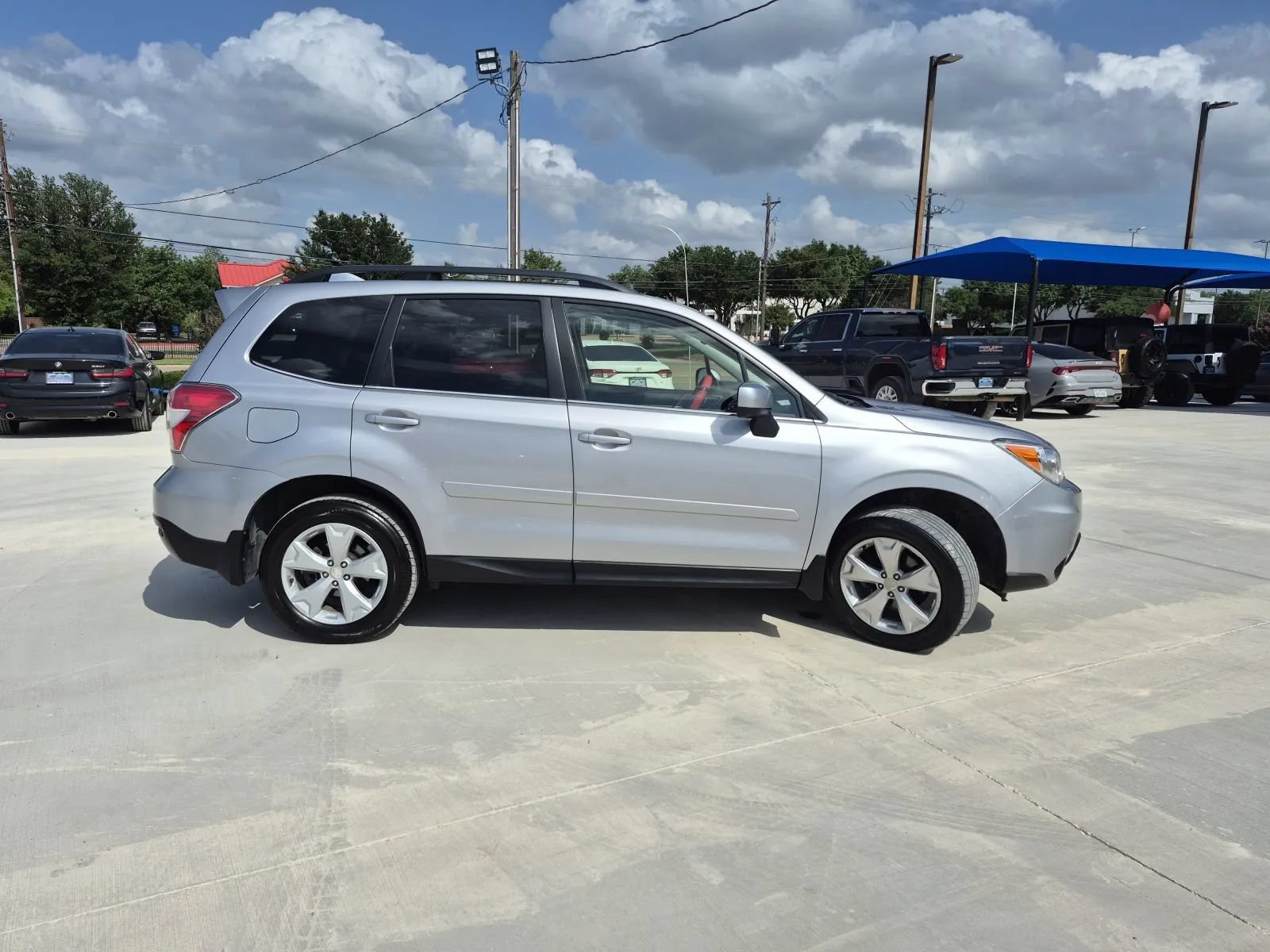 Used 2016 Subaru Forester 2.5i Limited AWD/4WD image 5