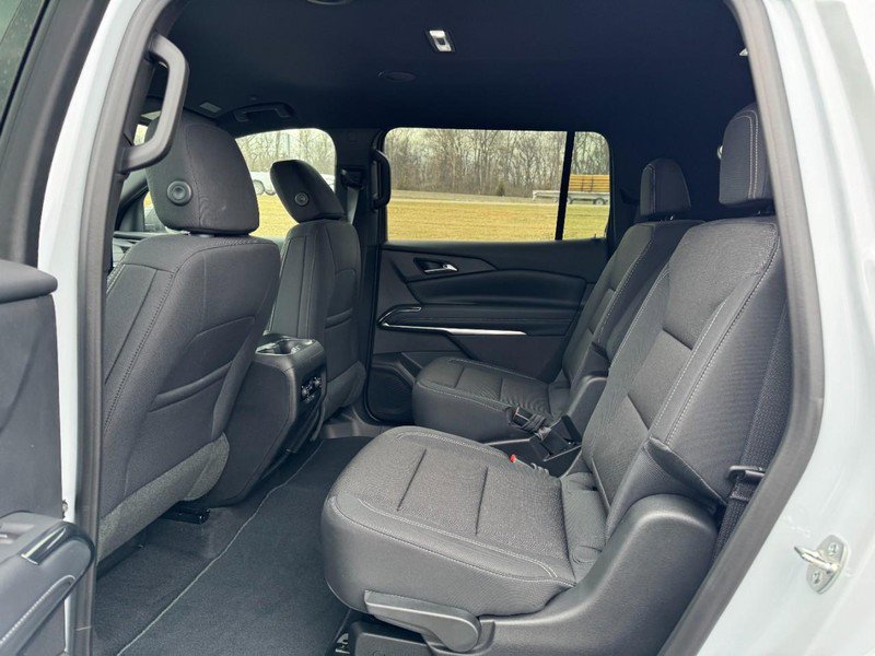 New 2026 Chevrolet Traverse LT image 7