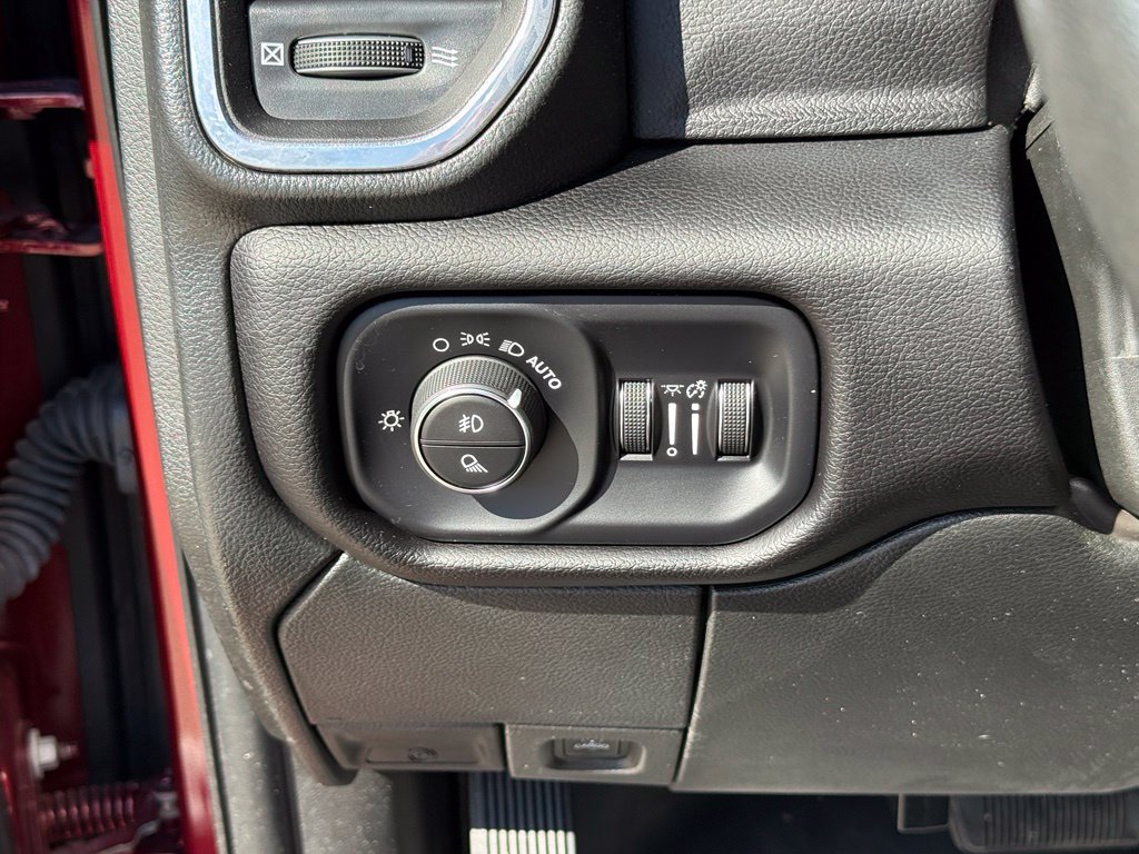 Used 2024 RAM 2500 Laramie w/ Night Edition AWD/4WD image 20