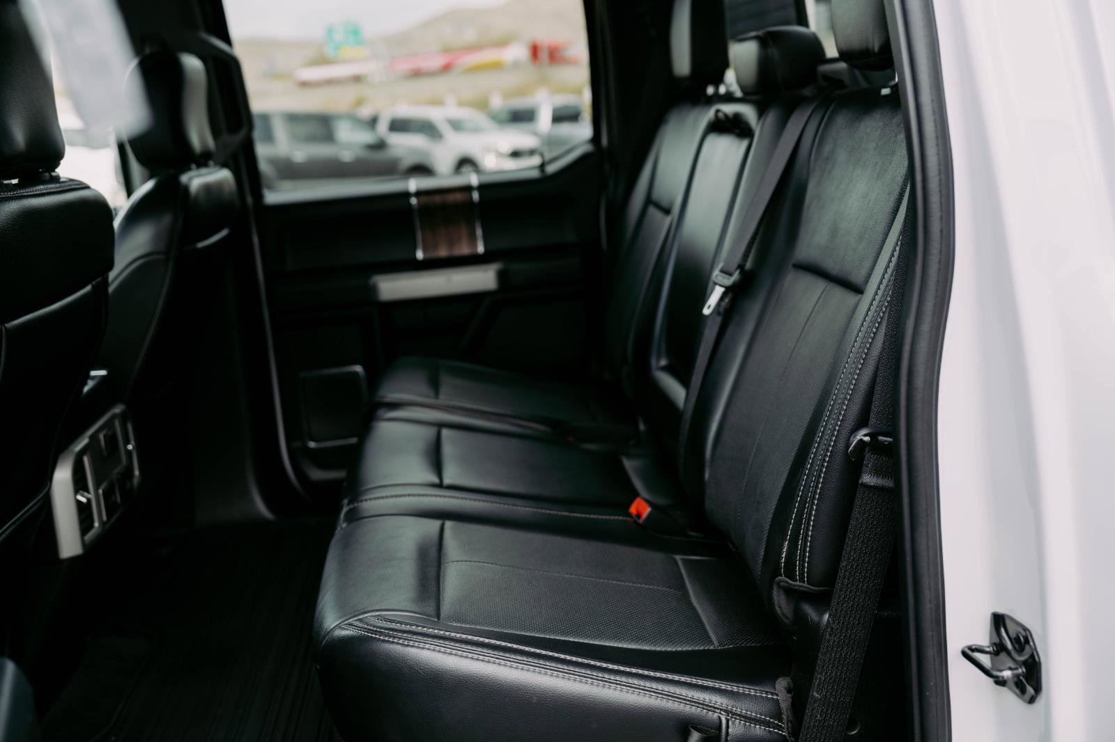 Used 2019 Ford F150 Lariat w/ FX4 Off-Road Package image 10