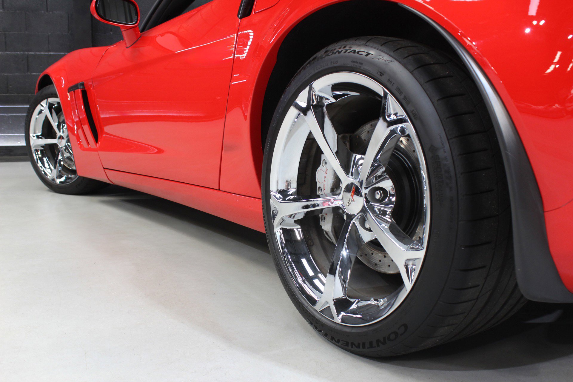 Used 2013 Chevrolet Corvette Grand Sport w/ 2LT Preferred Equipment Group image 29