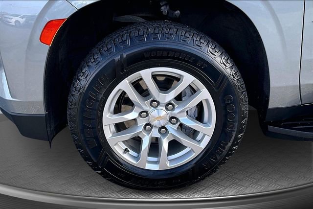 Used 2023 Chevrolet Tahoe LT w/ Luxury Package image 32