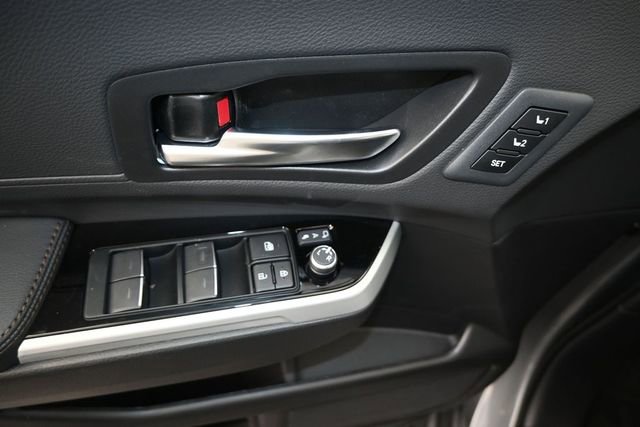 New 2026 Toyota Sienna Limited FWD image 12