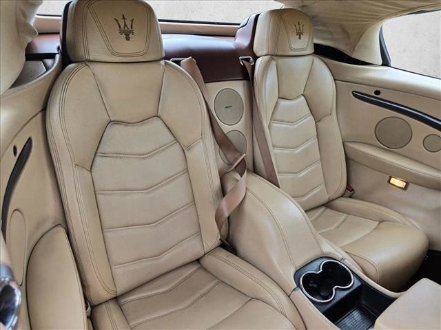 Used 2015 Maserati GranTurismo Sport RWD image 17